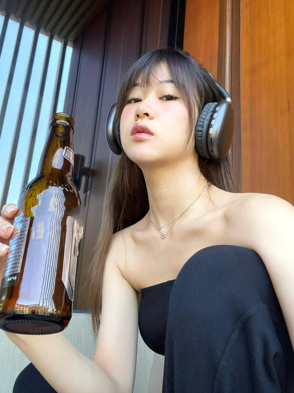 斤如何拥有c罩杯09 身高:160cm/体重:80斤 腰围:55cm/胸围:70c/臀围