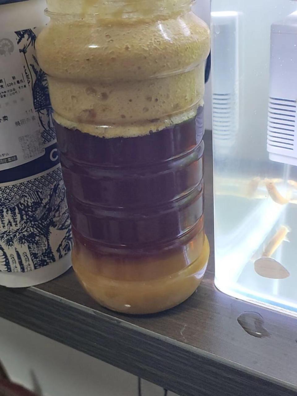 蜂蜜变质了还有什么用处(蜂蜜变质了还能干什么)