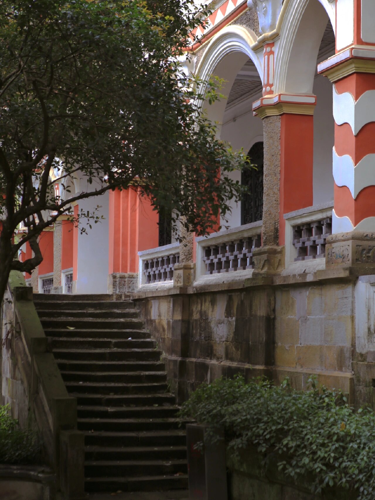 成都周边|99%的人都不知道的复古民国小洋楼 张家花园是自贡民间俗称