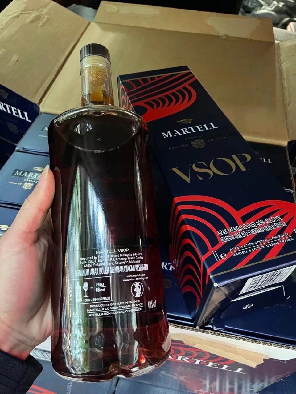 马爹利波本金牌 新装1000ml 新旧装对比.(性价比高值得推荐)