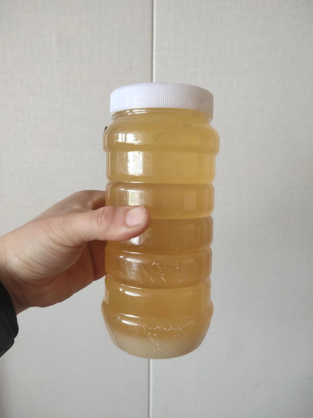 蜂蜜结晶是温度低吗(蜂蜜结晶的温度范围) 蜂蜜结晶是温度低吗(蜂蜜结晶的温度范围)