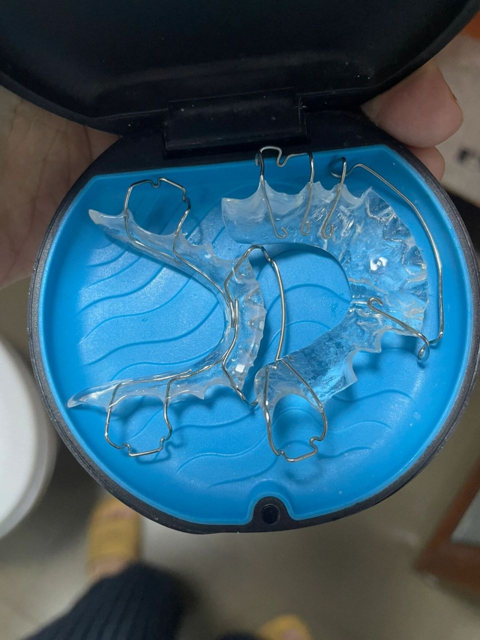 这是哈雷保持器吗? 为什么没看到有可调节松紧的地方. 	 都是固定的