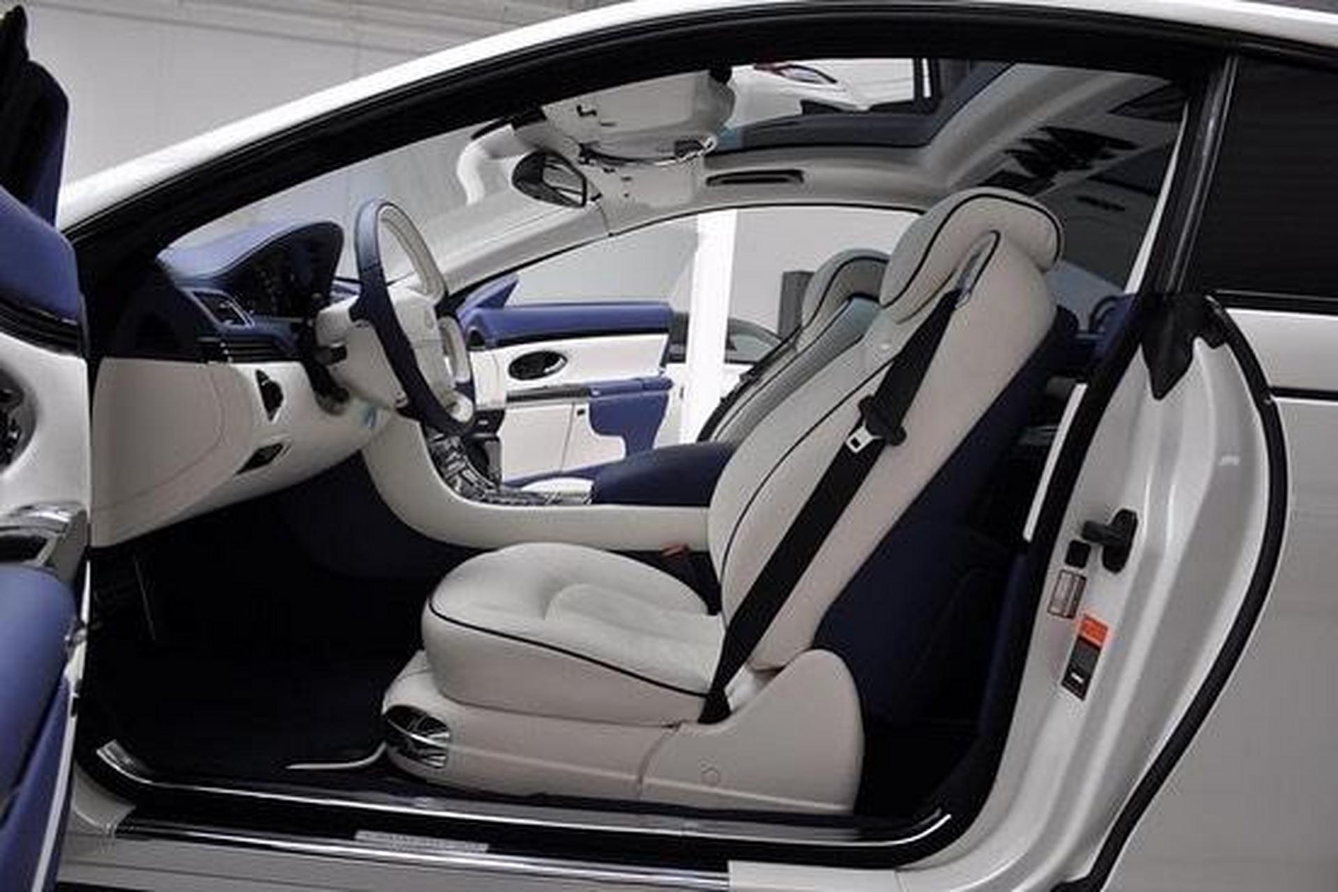 全球限量的双门迈巴赫.