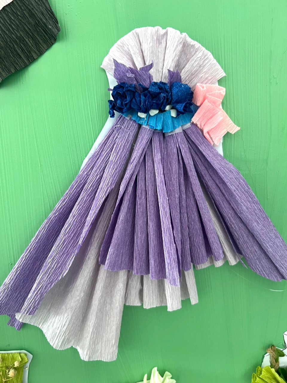 学前教育皱纹纸课堂小实操:服装设计 分享一波学生作品 皱纹纸颜色