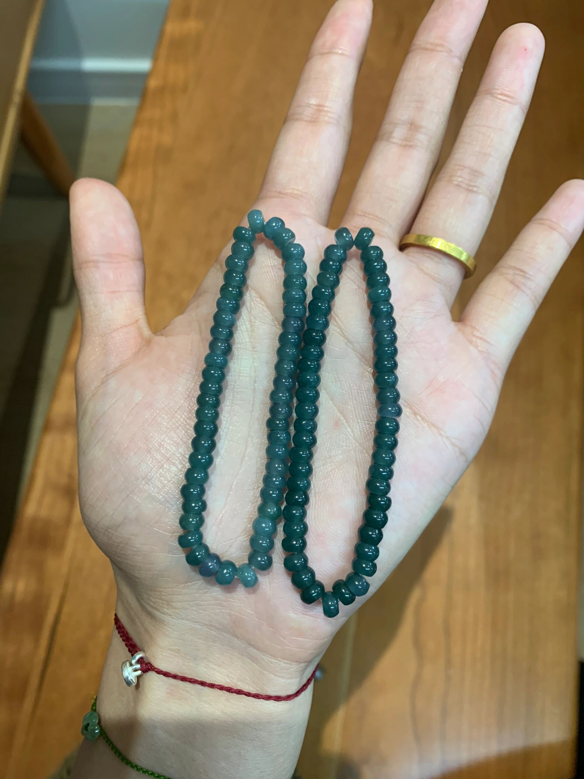 蓝水翡翠算盘珠手串