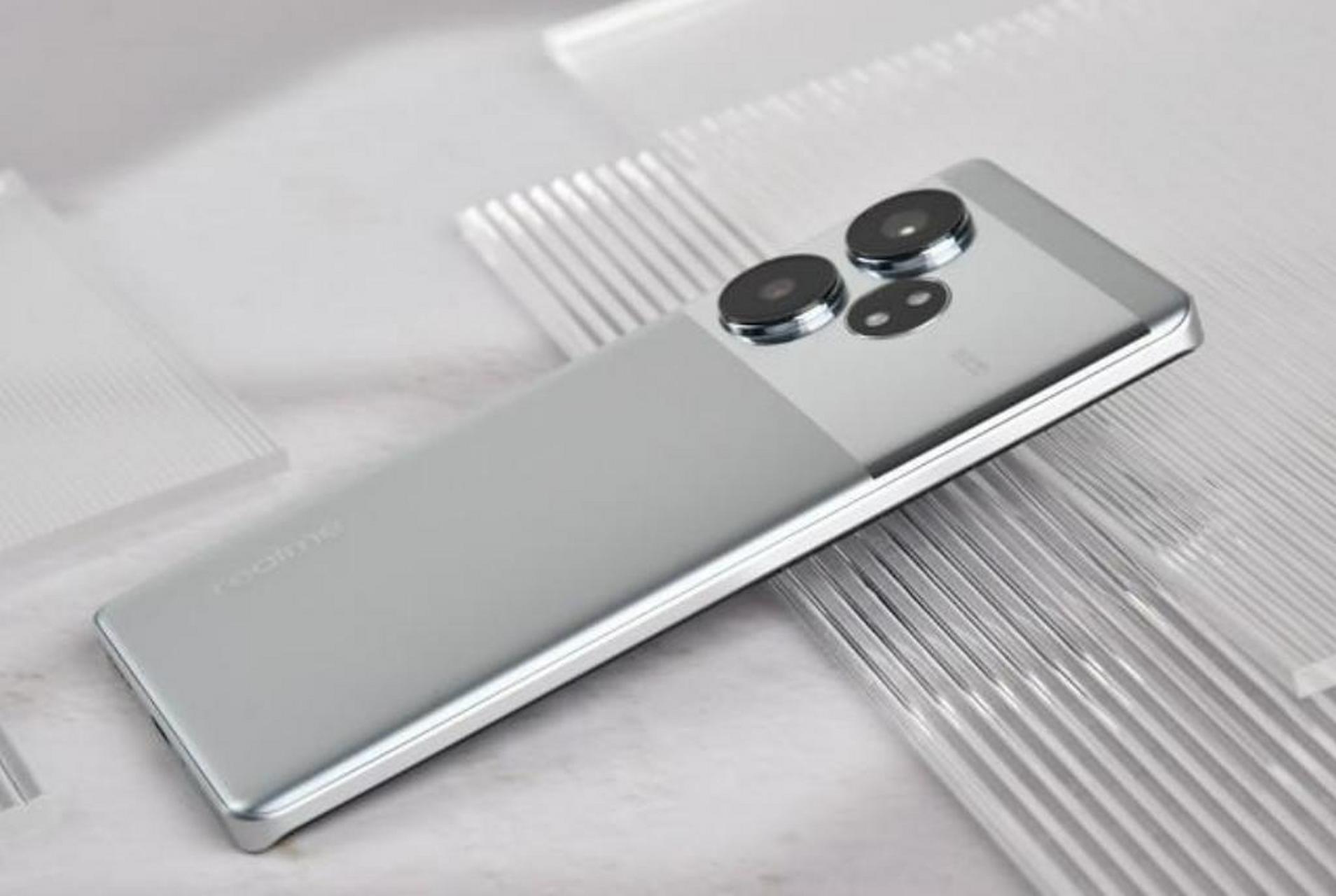 redmi turbo 3焊门员能否防住realme真我gt neo6 se旗舰射门员  4月11