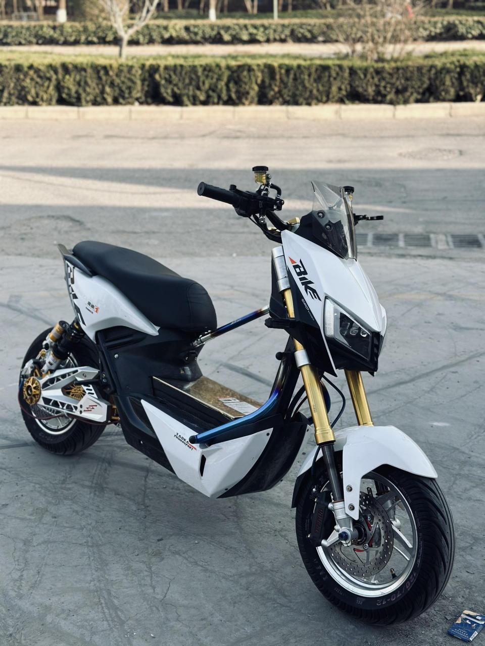 雅迪x5改装案例.