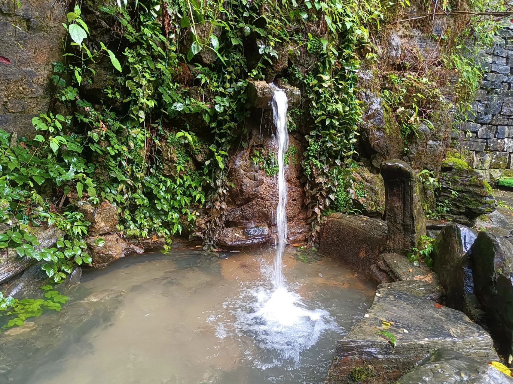 凤凰飞水谷风景区图片