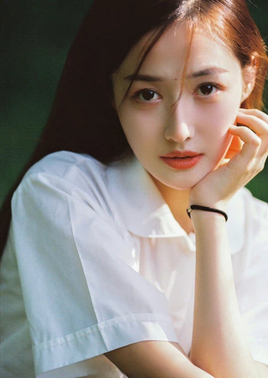 翟佳 北京电影学院 19级表演系本科生 2000年 漂亮的射手座姑娘 来自