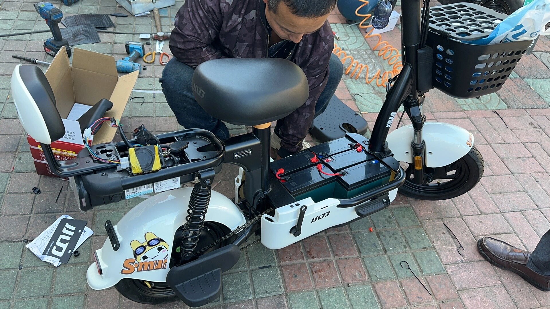 小刀蓝精灵 家人们提车了 有没有防盗小妙招推荐