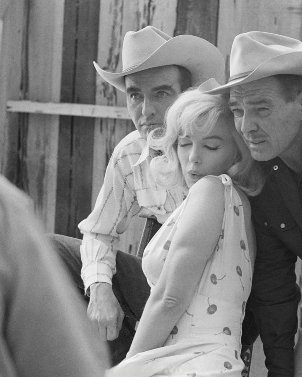 特,玛丽莲·梦露和克拉克·盖博为《偷天侠盗团》拍摄的宣传剧照