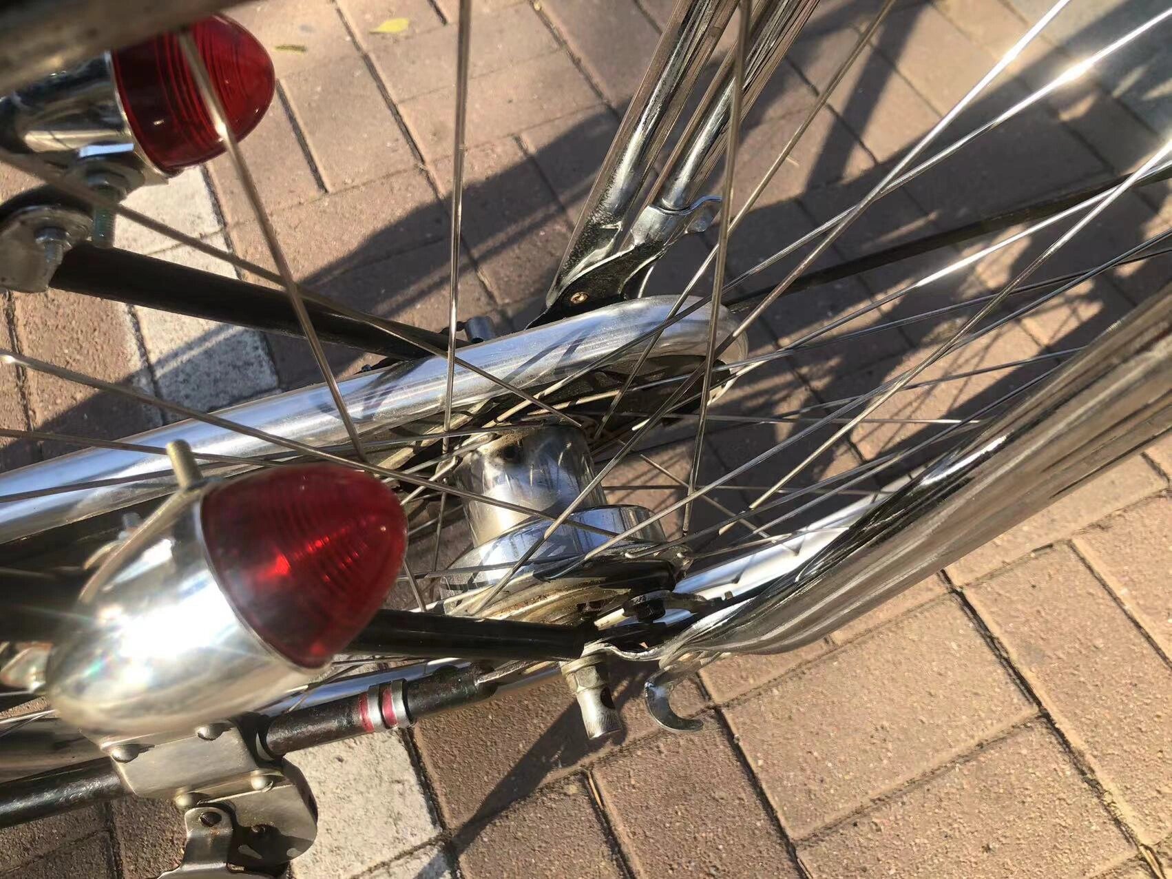 英国汉堡自行车 产于1938年,由英国邓卢普公司生产的首批"汉堡"牌