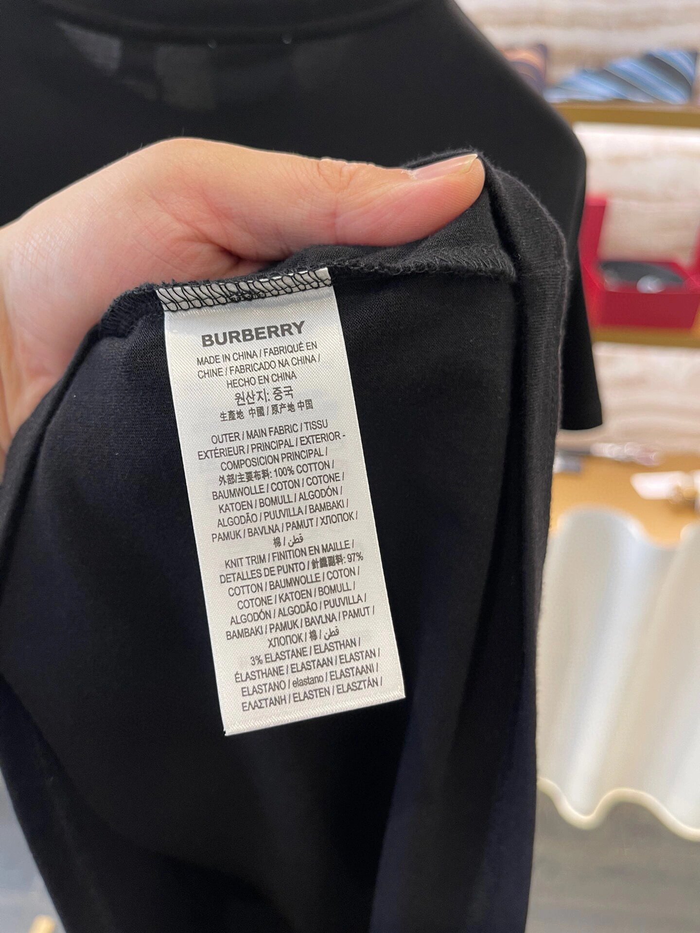 burberry  黑色小tb刺绣标短袖 全棉面料,亲肤透气,全新tb标logo简单