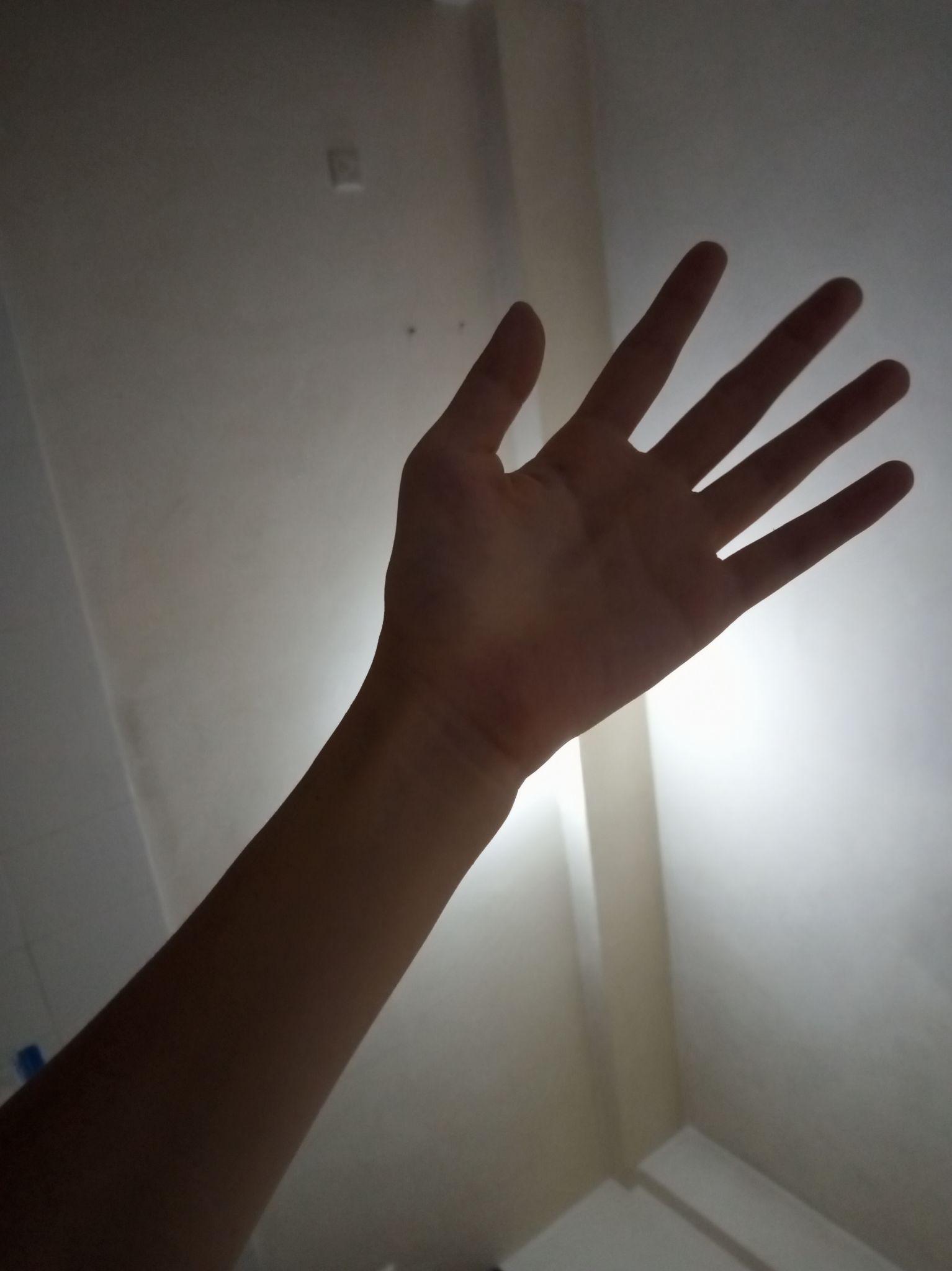 手臂太细是什么体验