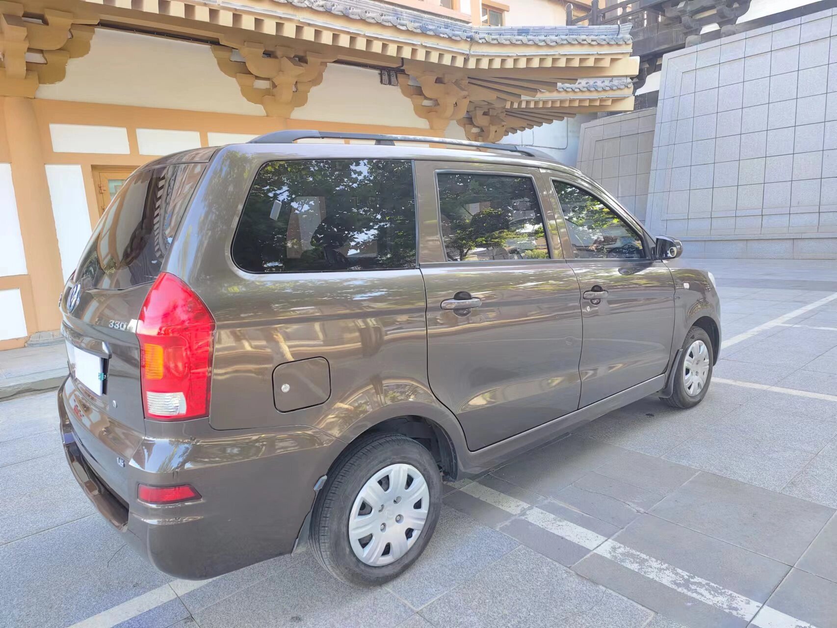 15年东风风光330 2015年本地一手东风风光330,1.