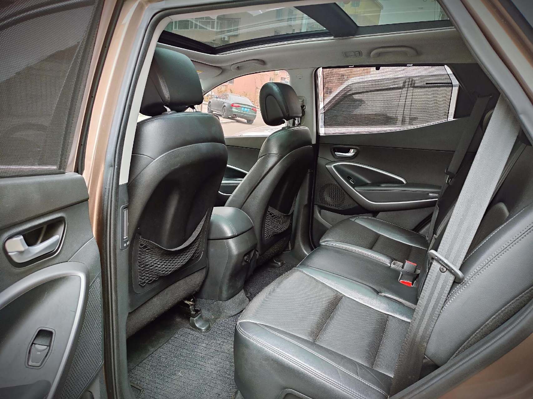 15年新胜达全景天窗, 2.