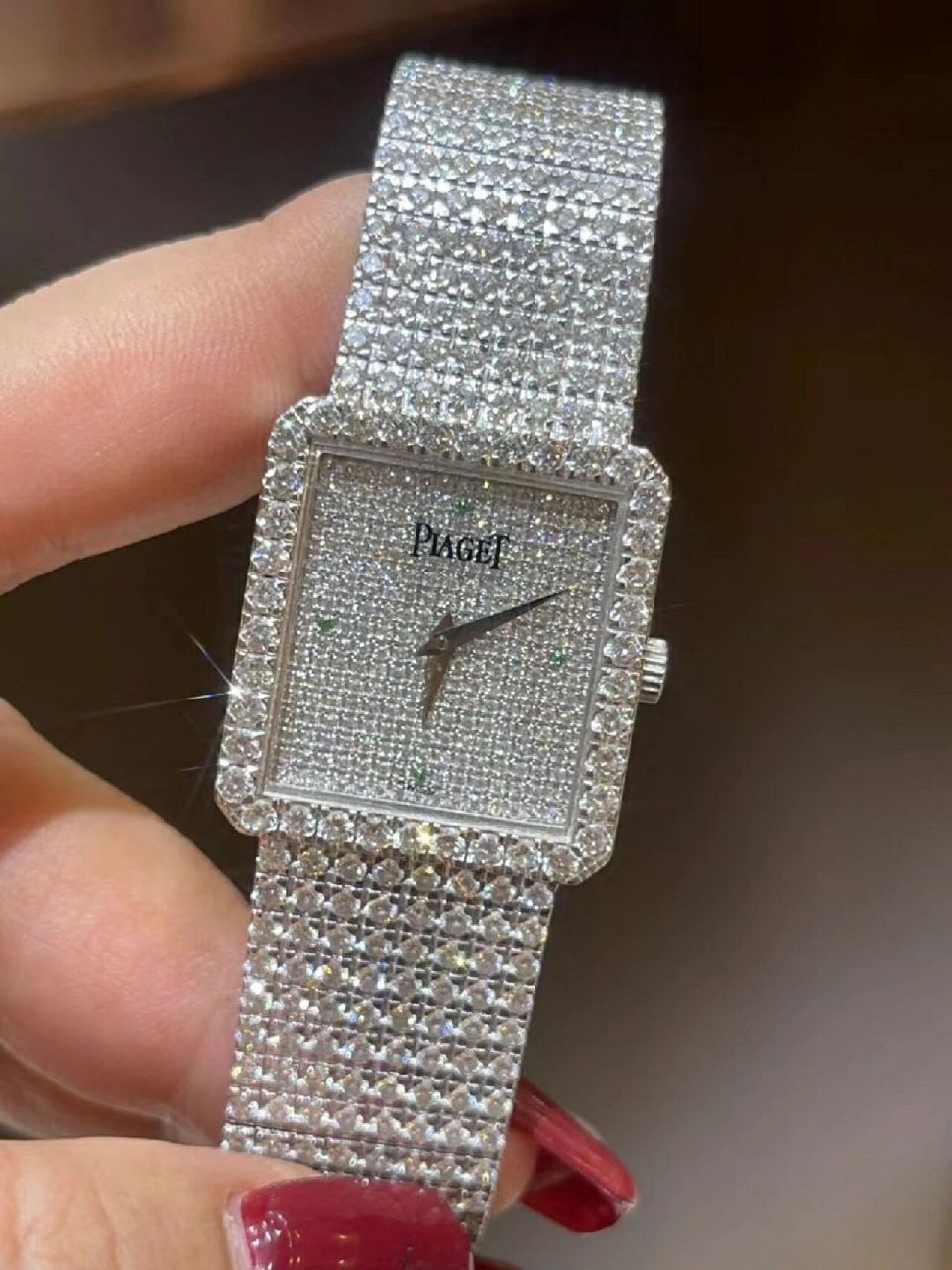 79伯爵满钻18k金女表 太blingbling大几万79 可送礼可自带 参考原