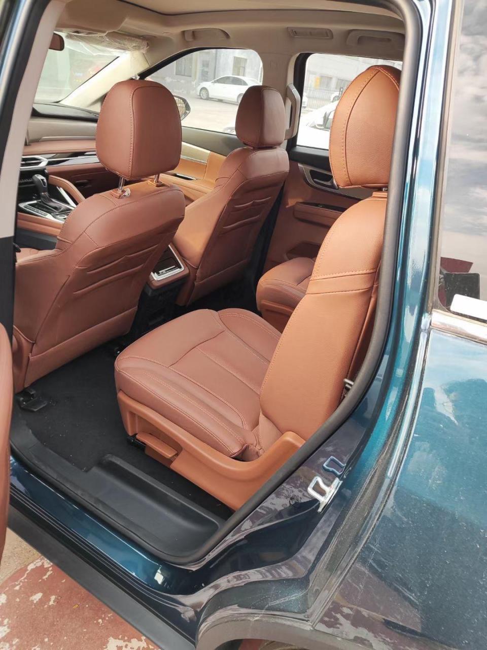 2023款海马7x,1.5t自动舒适型7座商务车,指导价12.