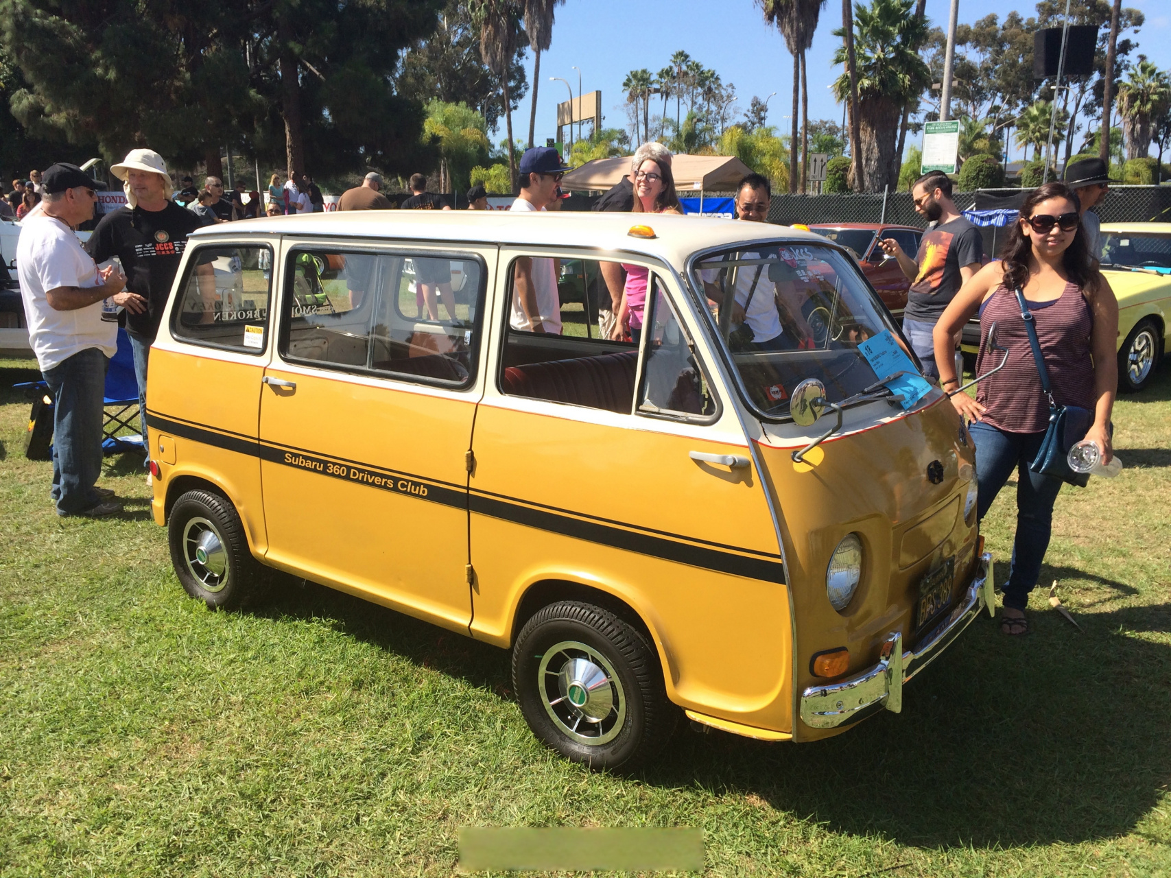 60年代的斯巴鲁sambar,日系kei-van的早期奠基者之一,当然也从大众t1