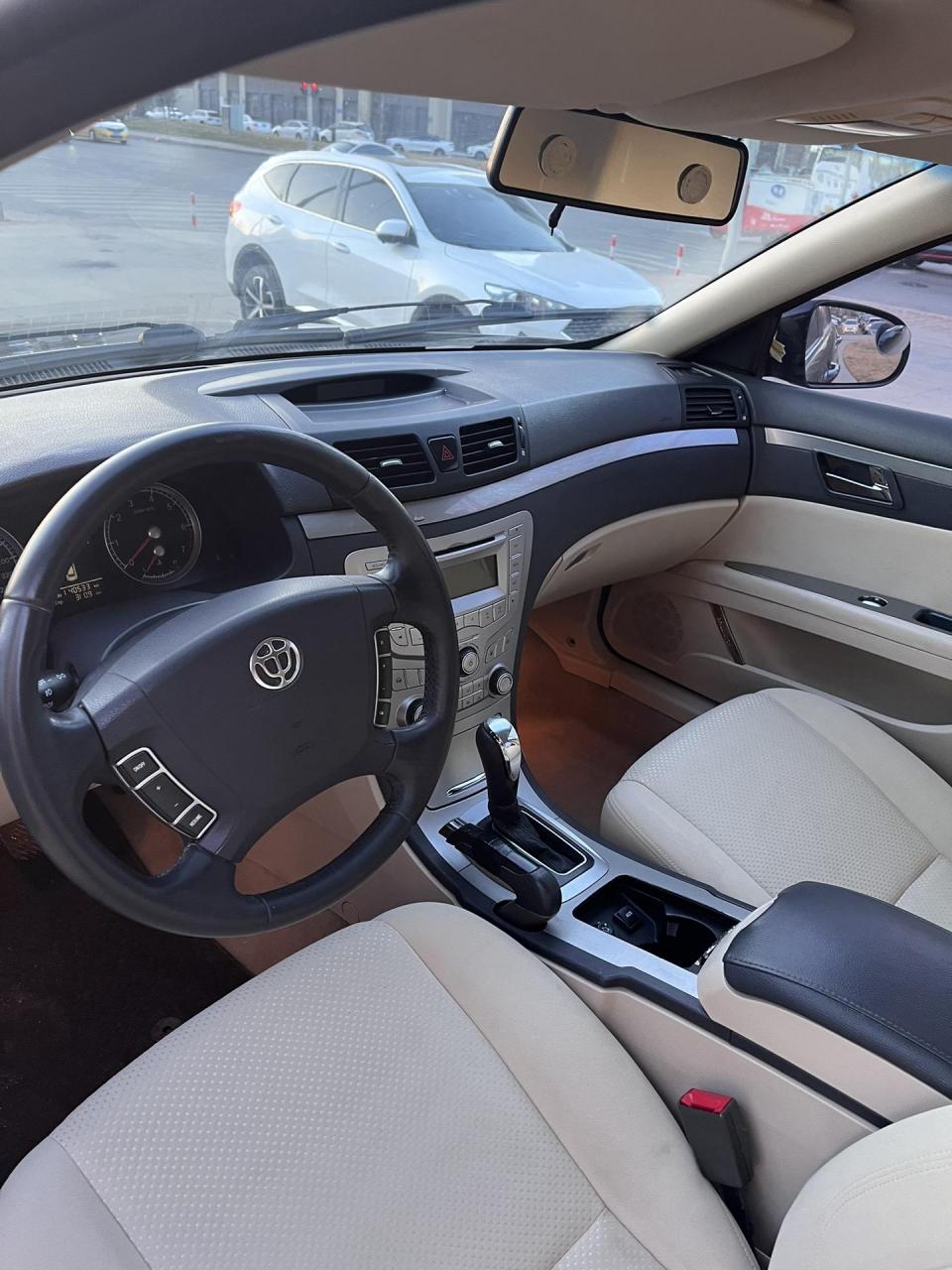 特价:18800 新到16年中华尊驰,自动1.