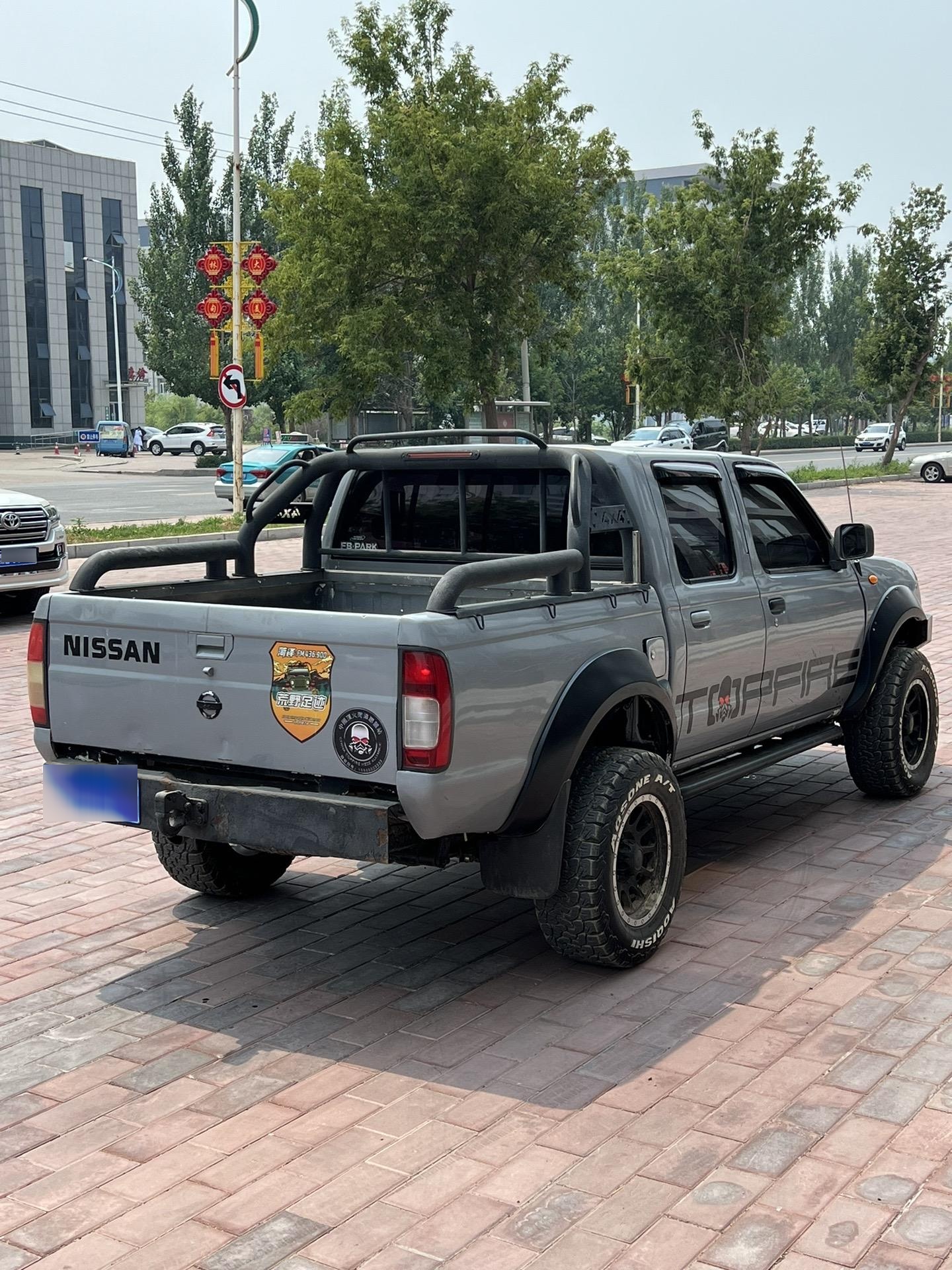 2012年尼桑大皮卡,自动档3