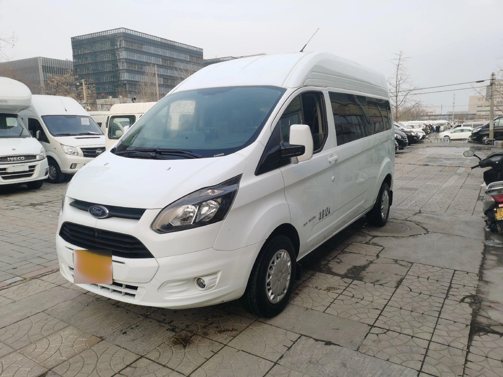 21年新全顺手动12座,加装导航,全车隔音,先锋影音,6万公里