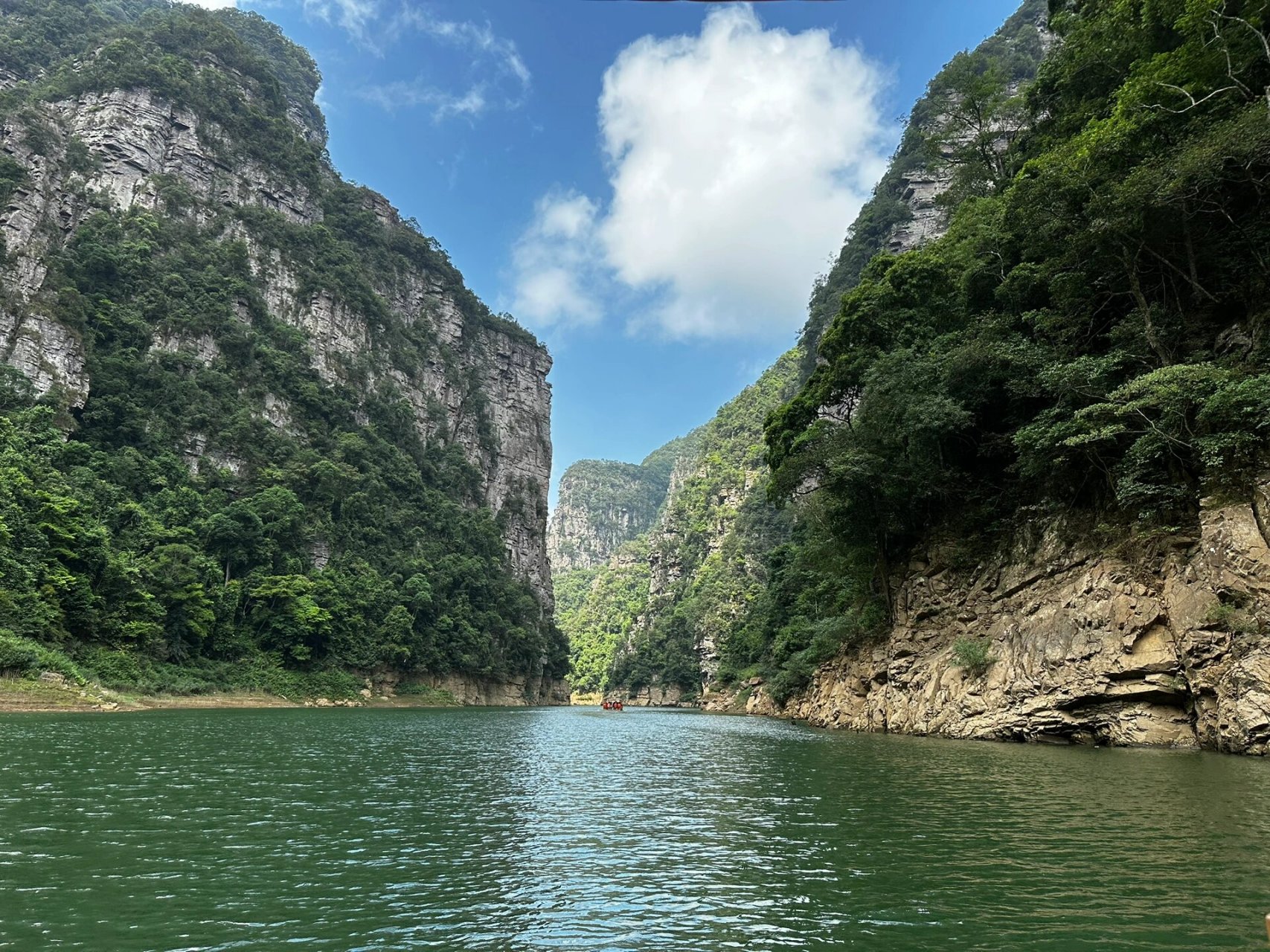 广西金秀县打卡～美食景点游玩汇总～ 金秀是一个刚开发的旅游景点