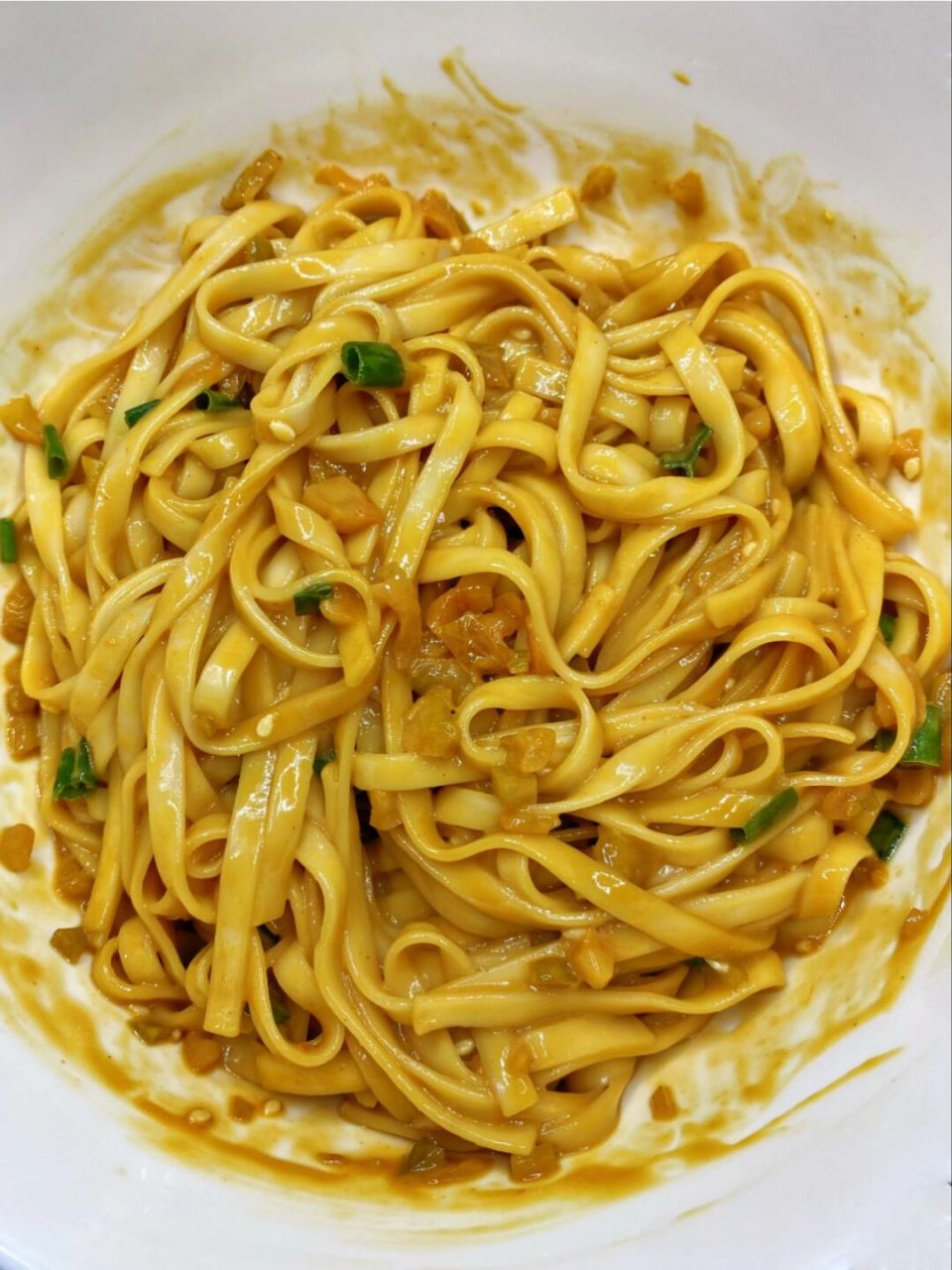 心念念的沙县飘香拌面的方子来了! 每根面条都吸饱了浓郁的酱汁!