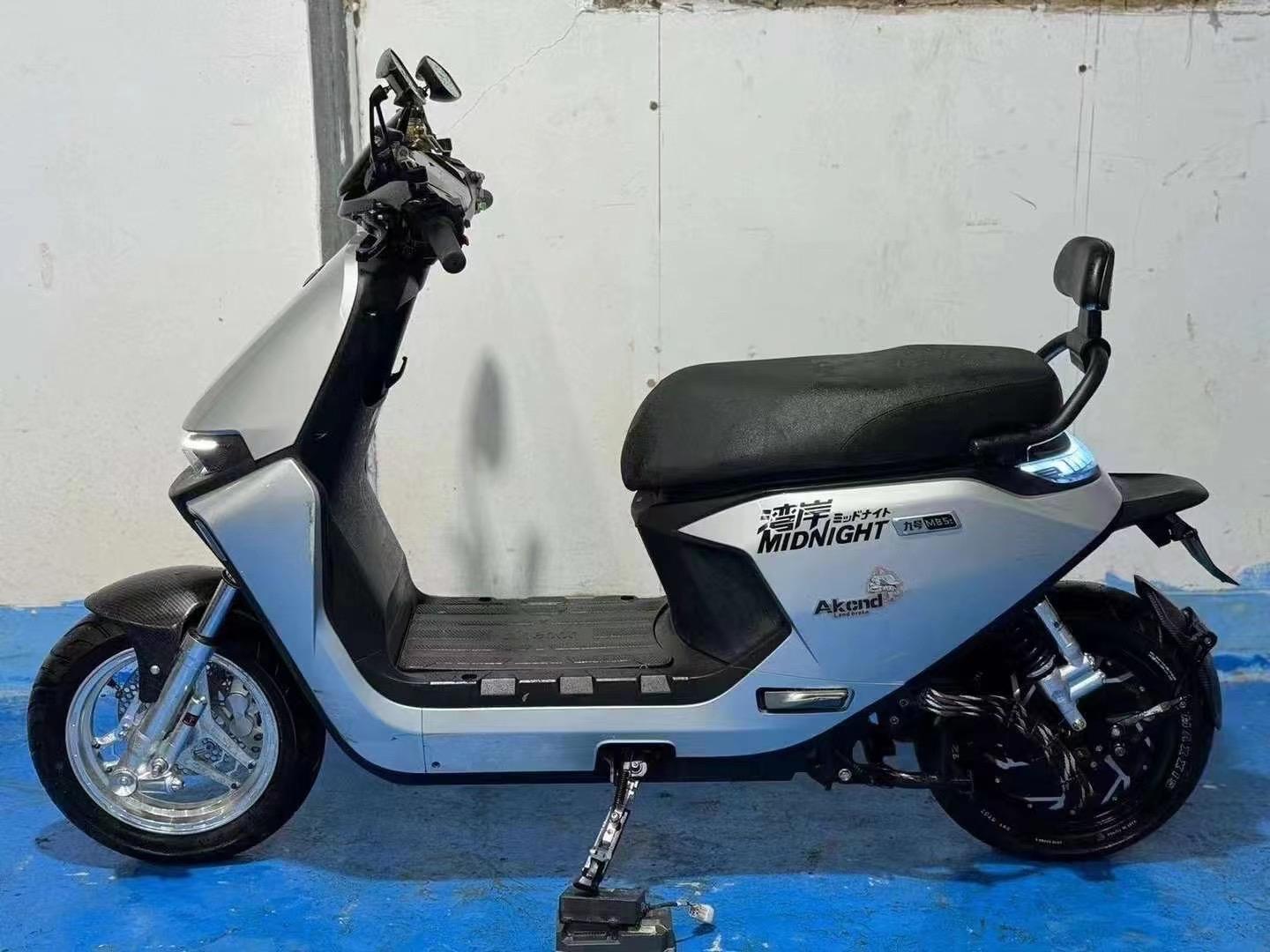 鲨鱼王满天星12寸轮毂正品明浙大辐射卡钳正品马吉斯轮胎全顺赛道平叉