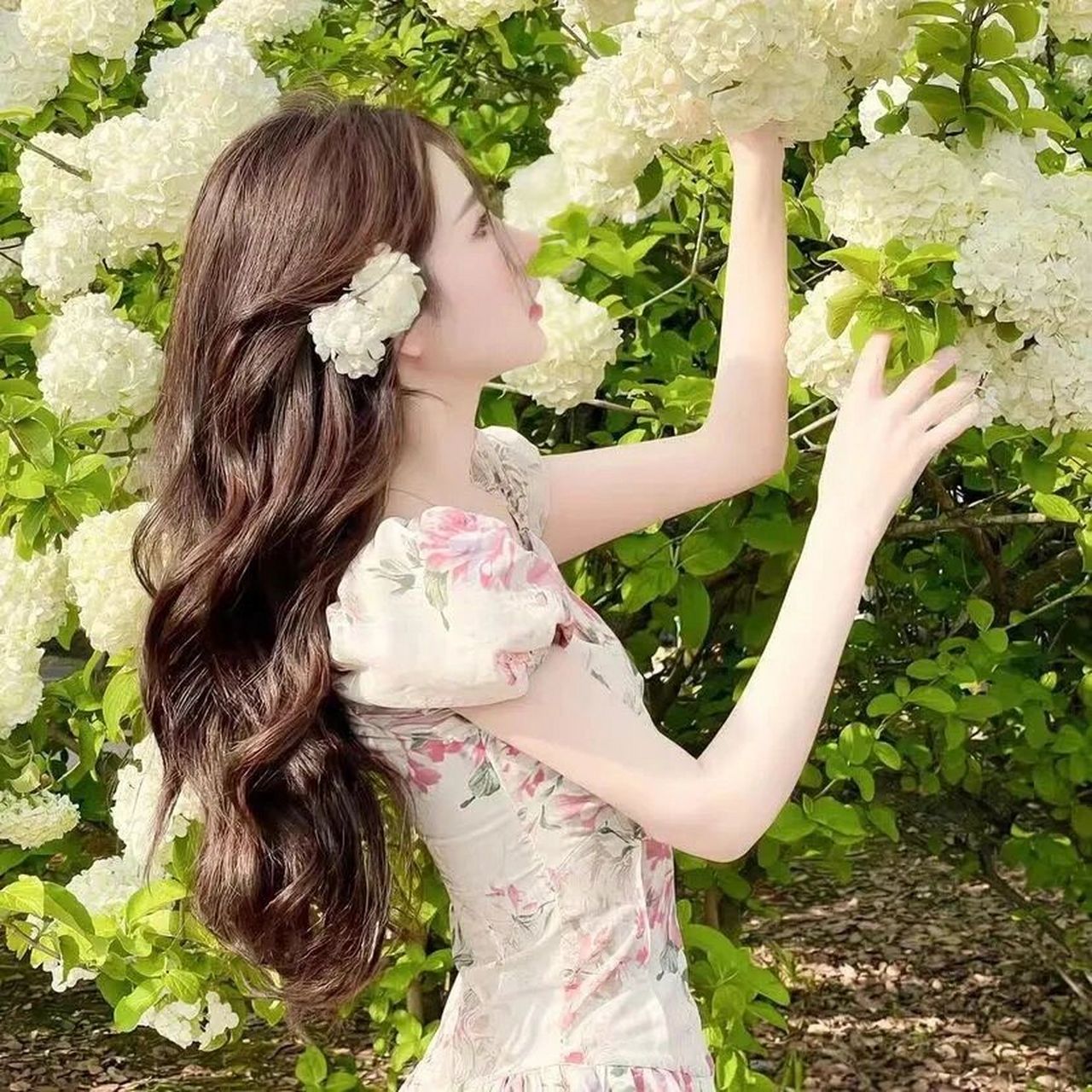 侧颜女生头像78