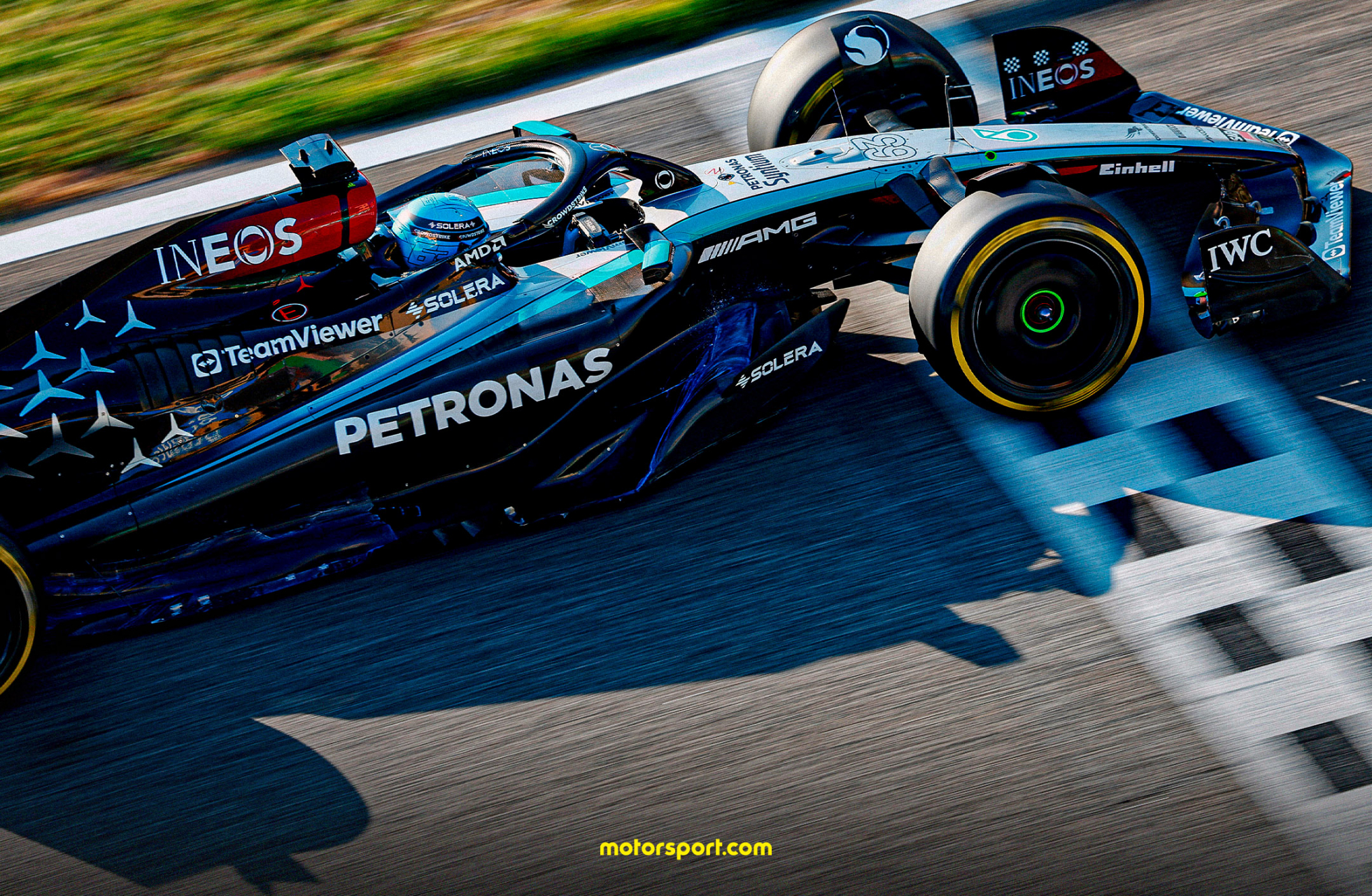 2024f1季前测试 乔治·拉塞尔表示,w15赛车较之w14有明显改进,让他在