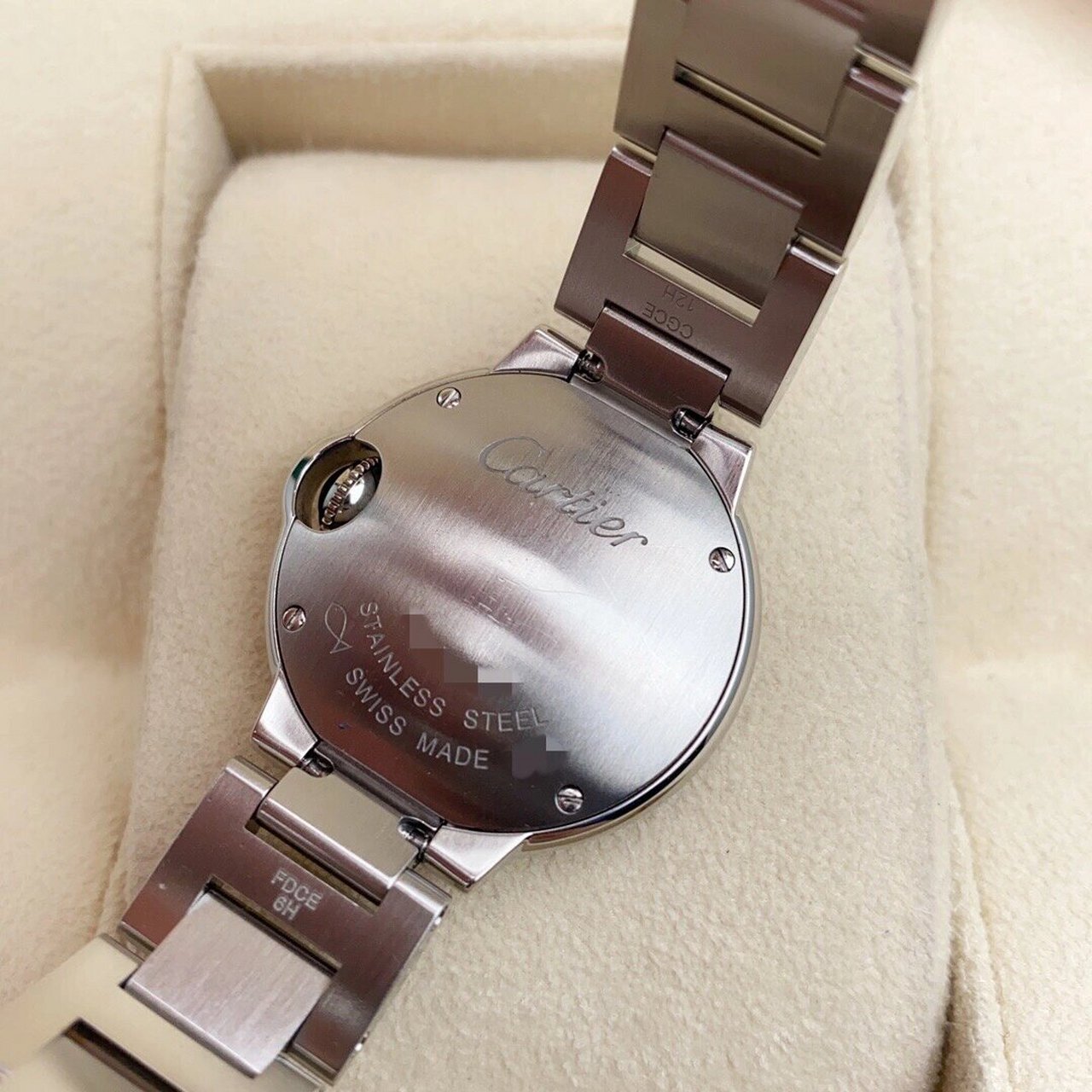 卡地亚28mm石英蓝气球 卡地亚蓝气球系列w69010z4女士石英腕表 28毫米