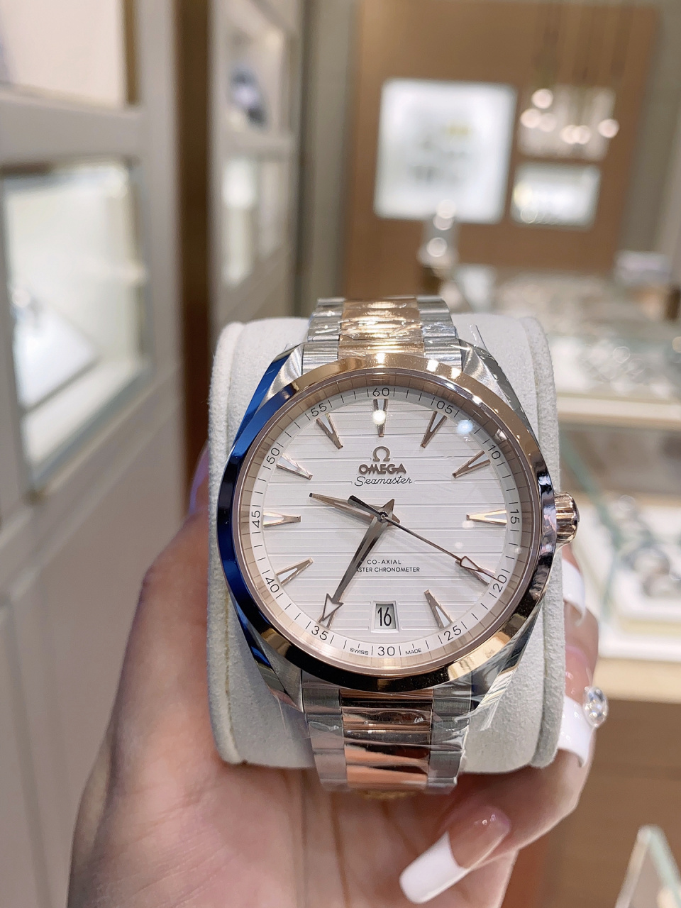 欧米茄-海马150间金腕表 41mm机械男表-欧米茄专利sedna18k金-表盘木