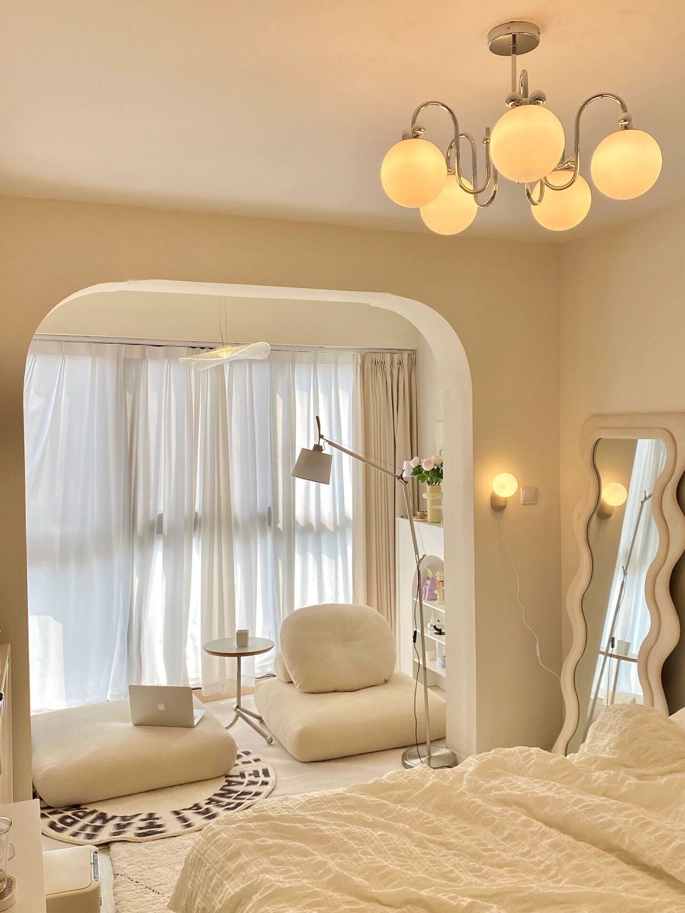 法式奶油风 |这样的卧室也太温暖治愈了吧7715 次卧面积不大,10平