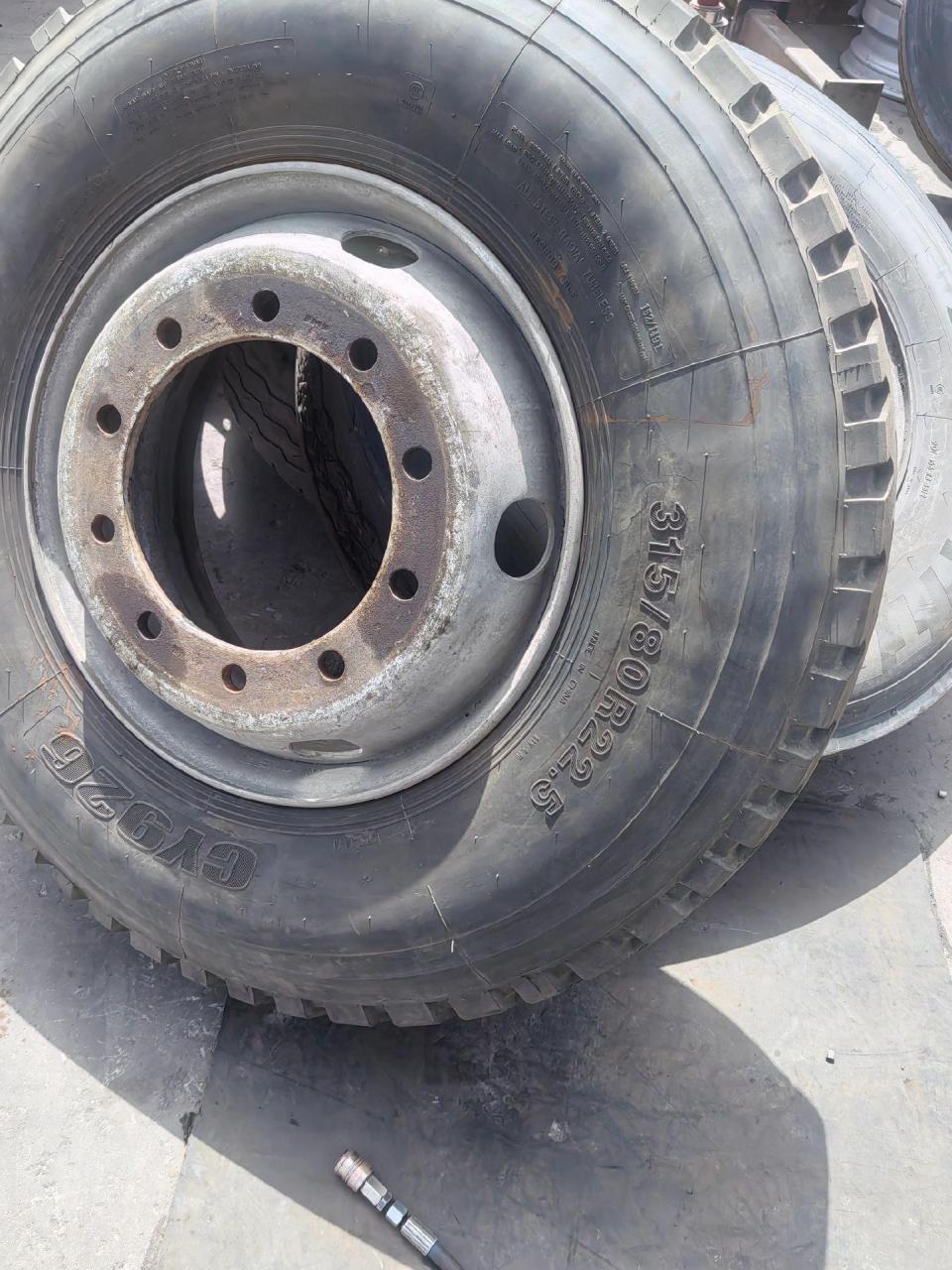 新挂车上户12层级真空胎   轮胎改层级 12pr.  14pr.