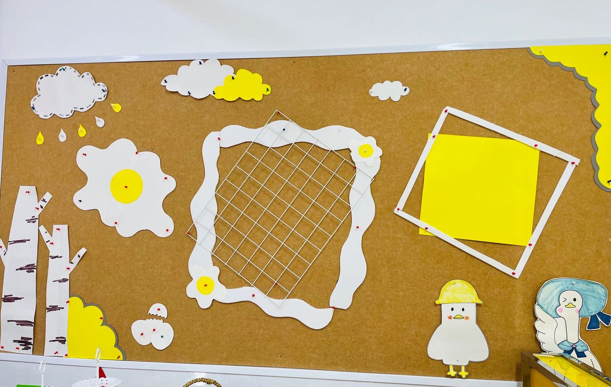 《小黄鸭》主题环创 开学季环创来咯