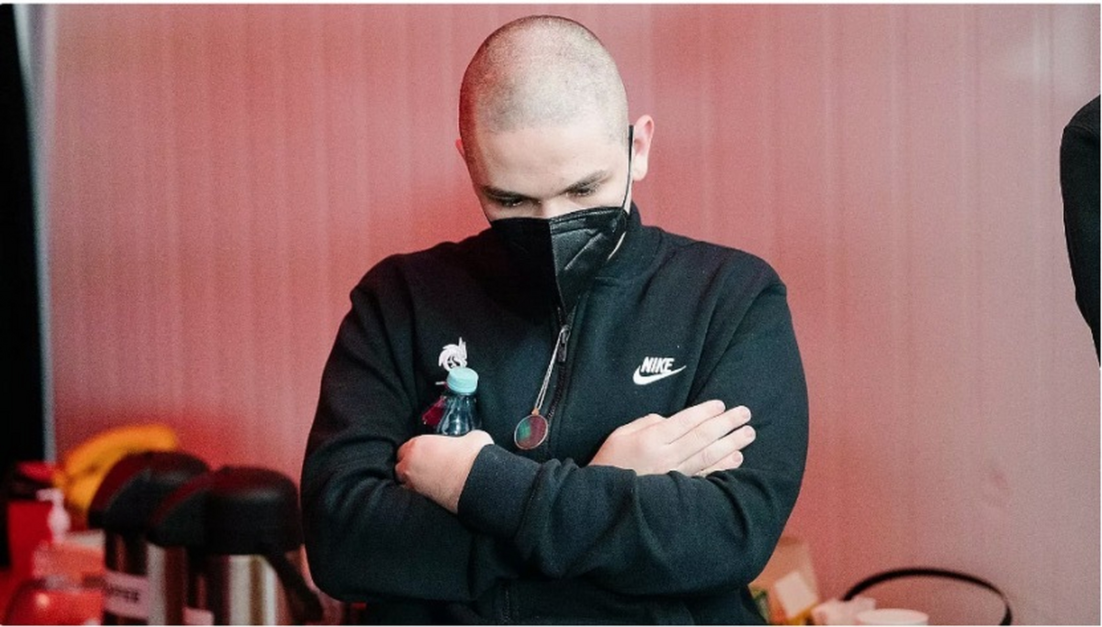 spirit战队的一号位yatoro在梦幻联赛s19小组赛战胜talon后接受采访时