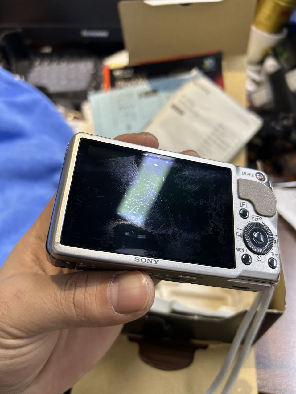 已出 索尼 dsc-hx9v ccd 复古 卡片机 数码 500粉丝特惠,屏幕涂层脱落