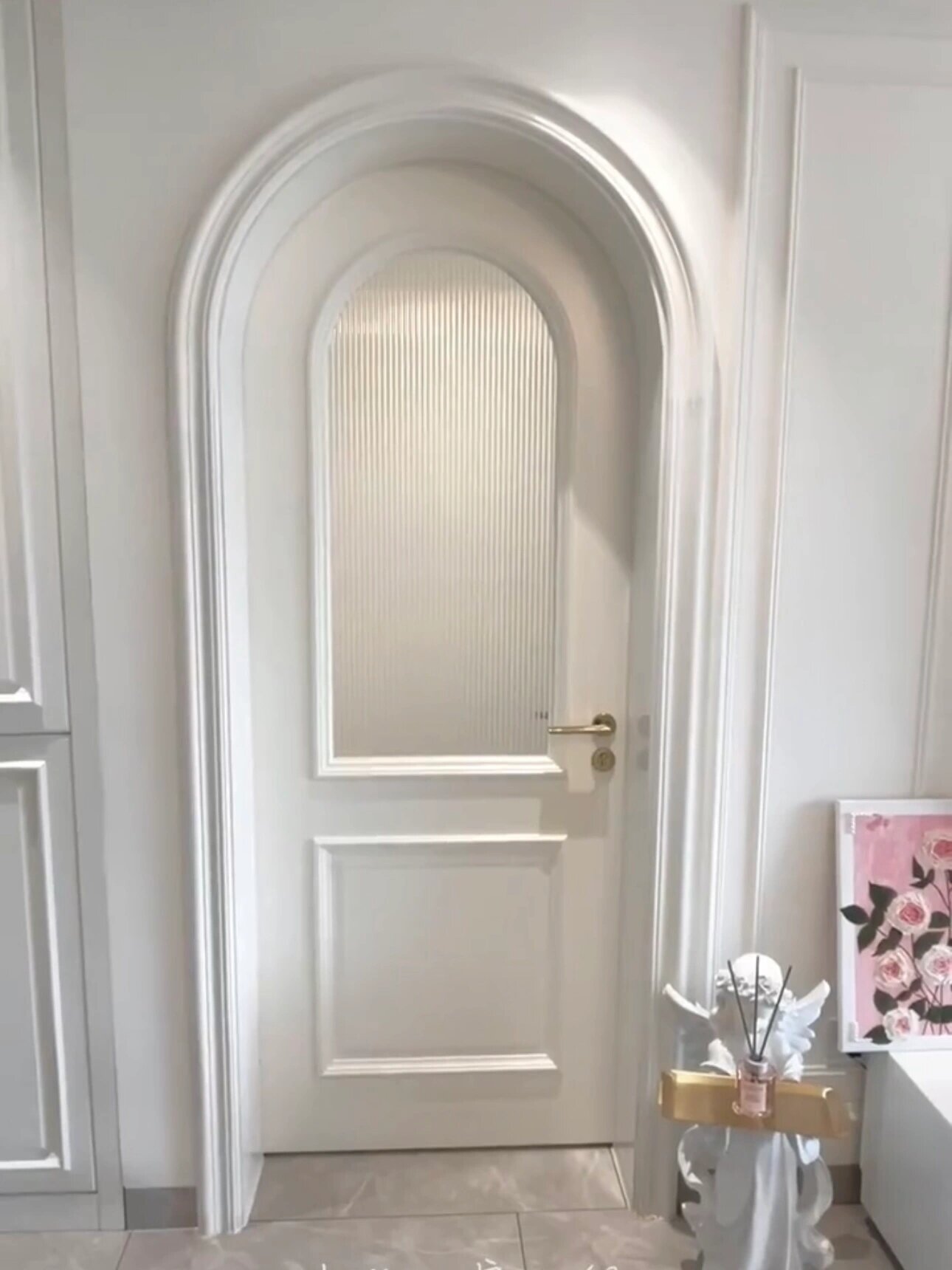 法式拱形卧室门也太美了吧!