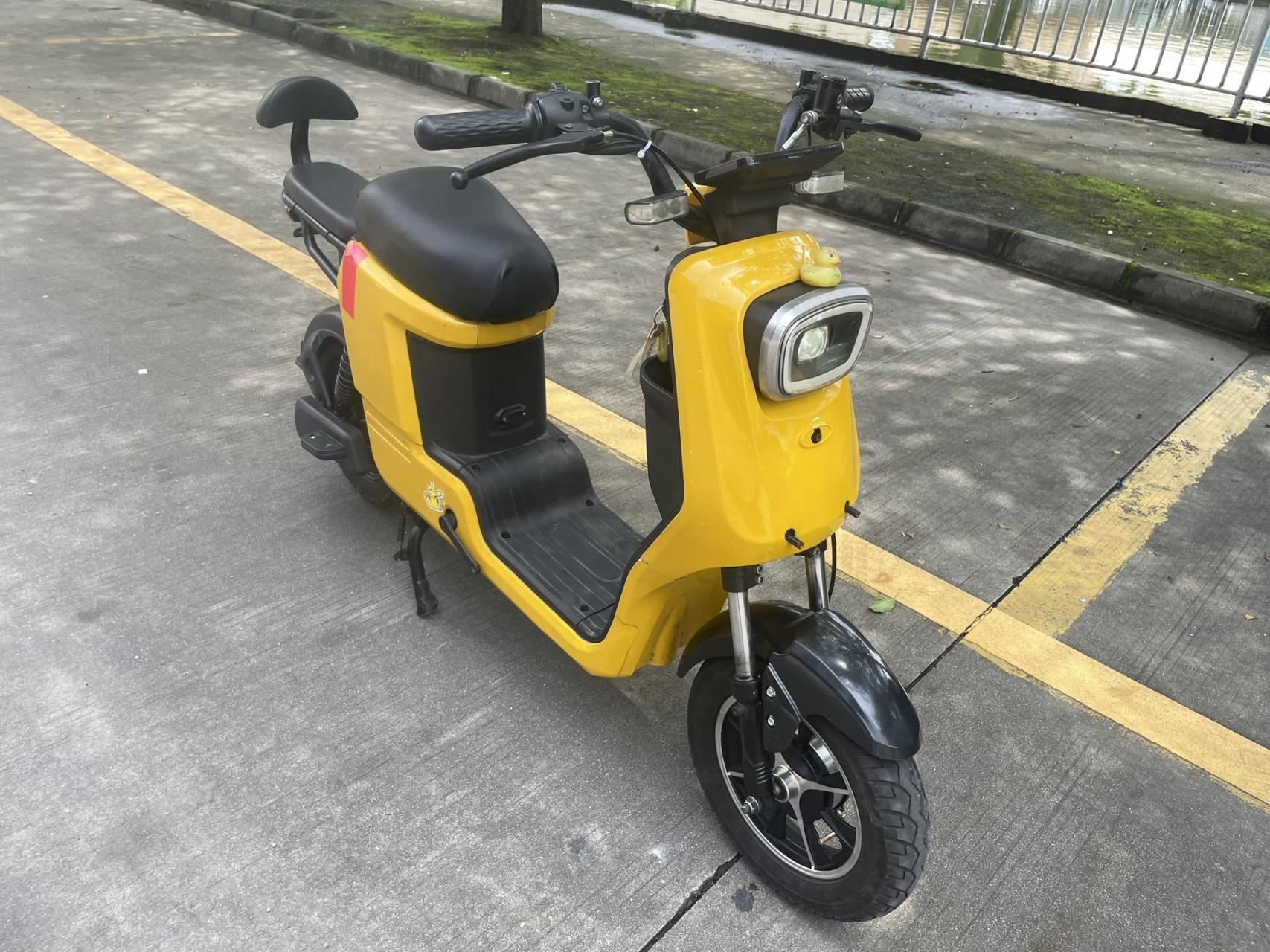 二手009电动车可以跑外卖也能家用,整体车况精品没啥问题,全部都正常