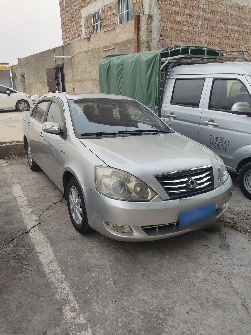 12年上牌吉利全球鹰远景车况如图价位不高几千代步练手首选手续齐全