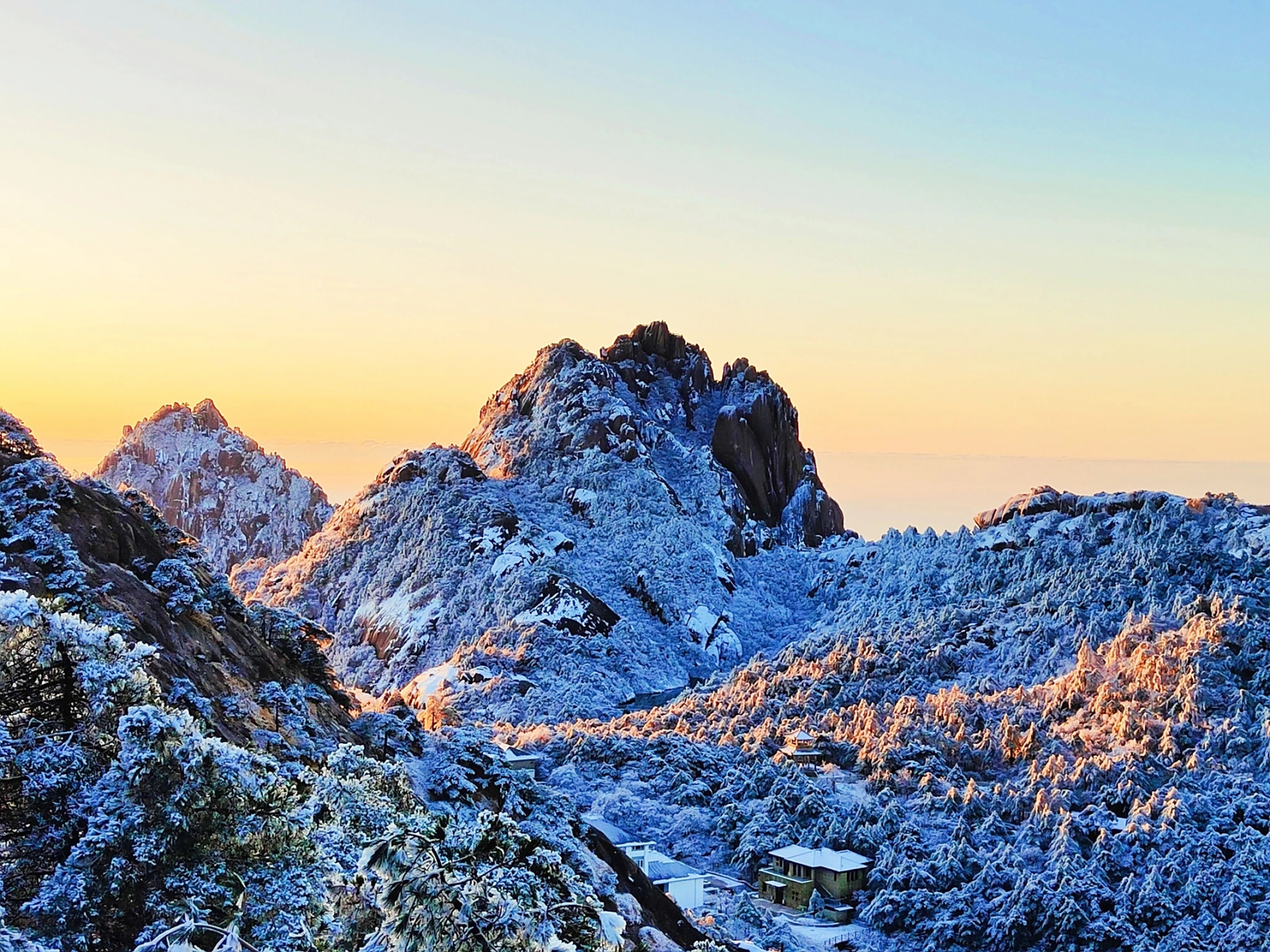 黄山门票2023年优免政策 "黄山四季皆胜景,唯有腊冬景更佳",这个冬天,