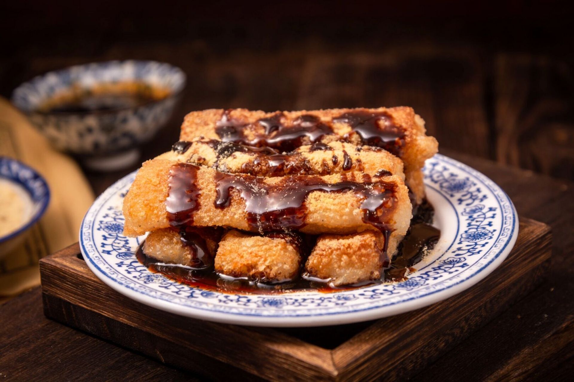 小雪节气吃糍粑,是南方地区的传统民俗.