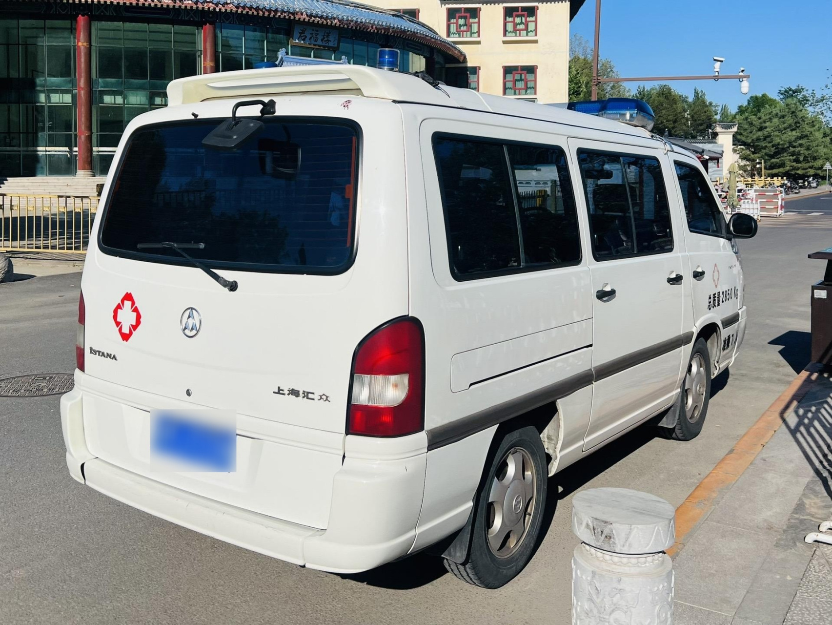 随手拍之经典奔驰mb100汇众伊斯坦纳