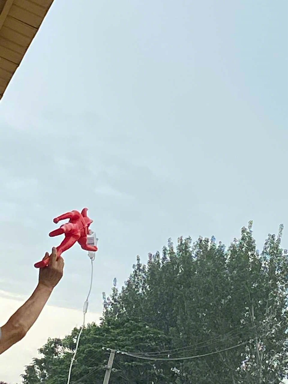 和平时期的奥特曼受尽委屈