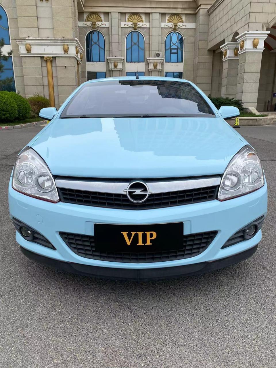 两门四座硬顶敞篷欧宝雅特tt,1.