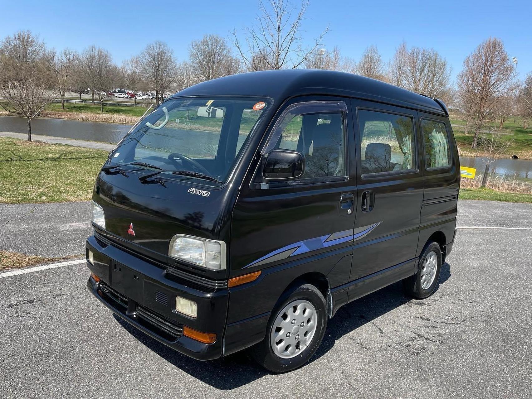 三菱bravo turbo 4wd 0.66t 4a30引擎 四驱面包车