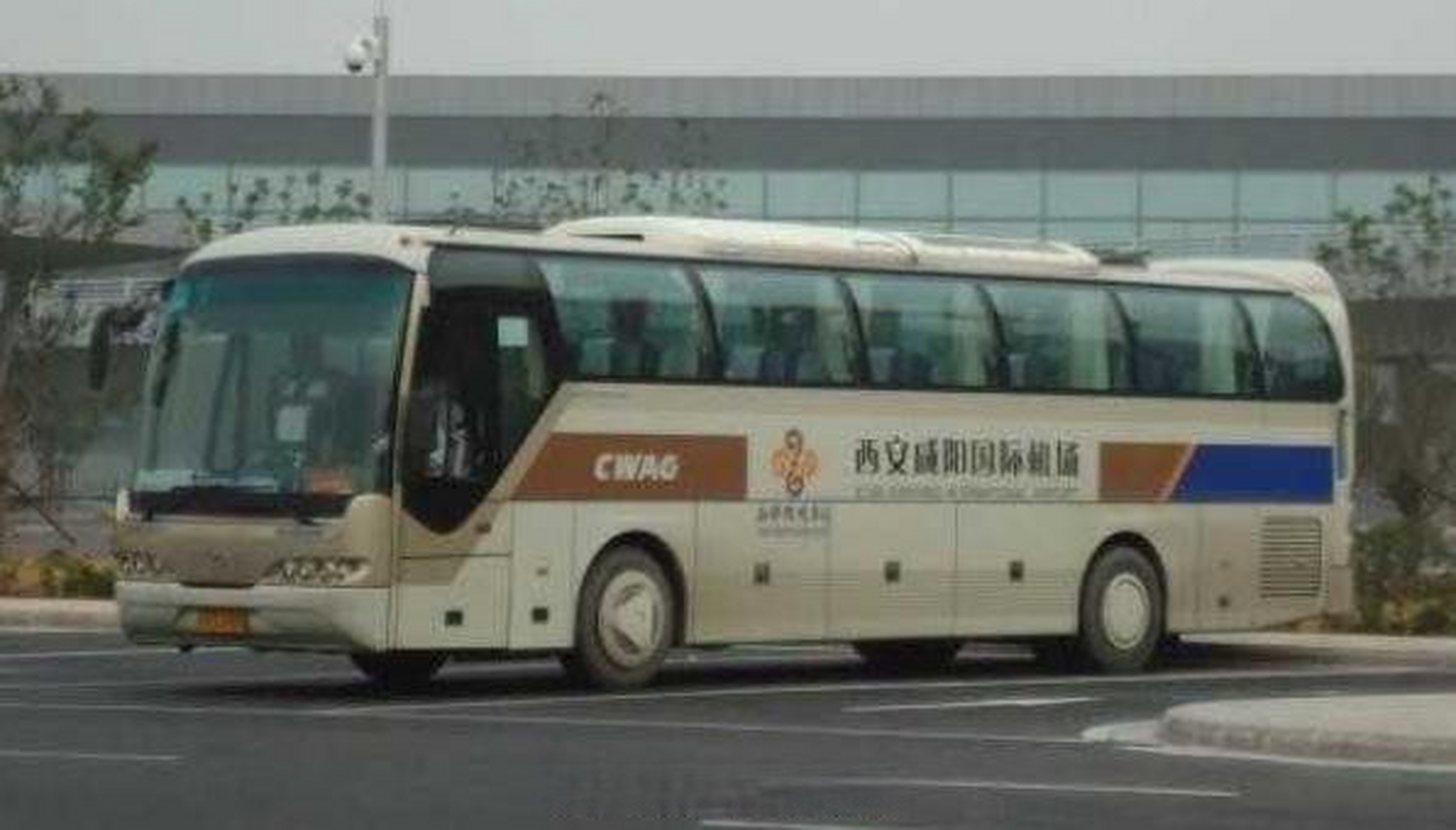 【西安机场巴士部分线路优化调整】为满足广大旅客"五一"期间出行需求