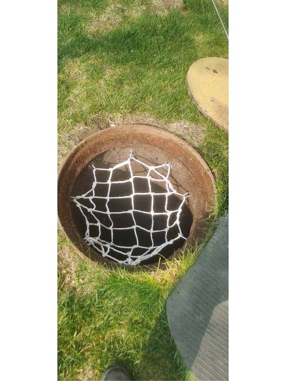 井盖网下水道防坠网井盖防坠网市政工程 井盖网圆形防坠网污水井下水