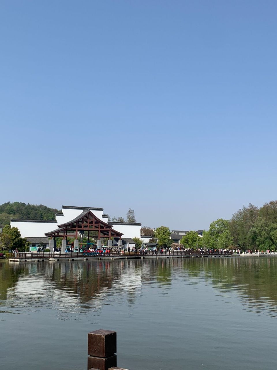采石矶一日游 采石矶是马鞍山市的国家5a级旅游风景区.